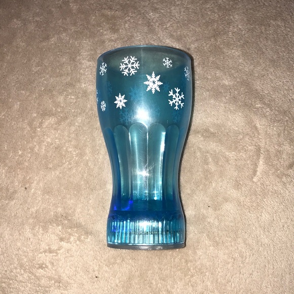 Light up plastic cup 6β tall blue and white π - Picture 1 of 3